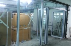 玻璃五金製品