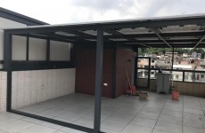 玻璃屋