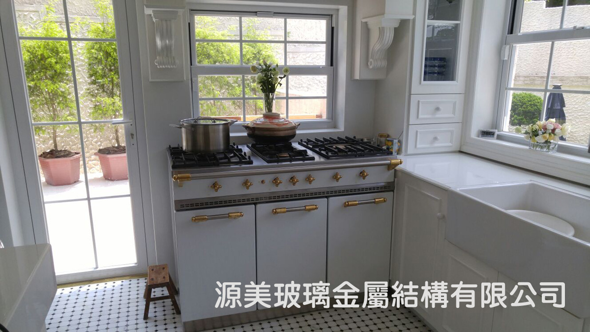 源美玻璃金屬結構有限公司